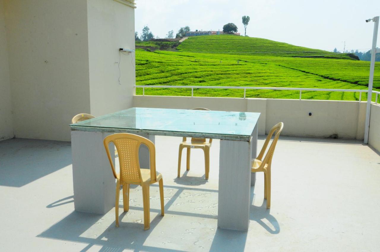 Bed and Breakfast Rose Garden Enclave For Families & Executives Udagamandalam Exterior foto