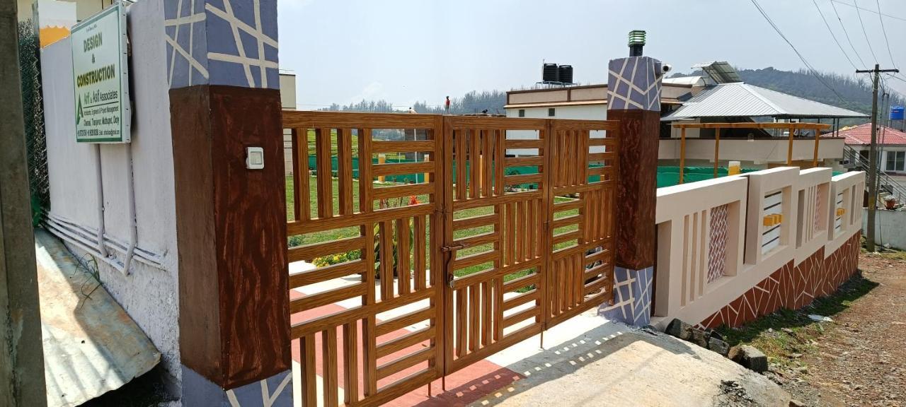 Bed and Breakfast Rose Garden Enclave For Families & Executives Udagamandalam Exterior foto