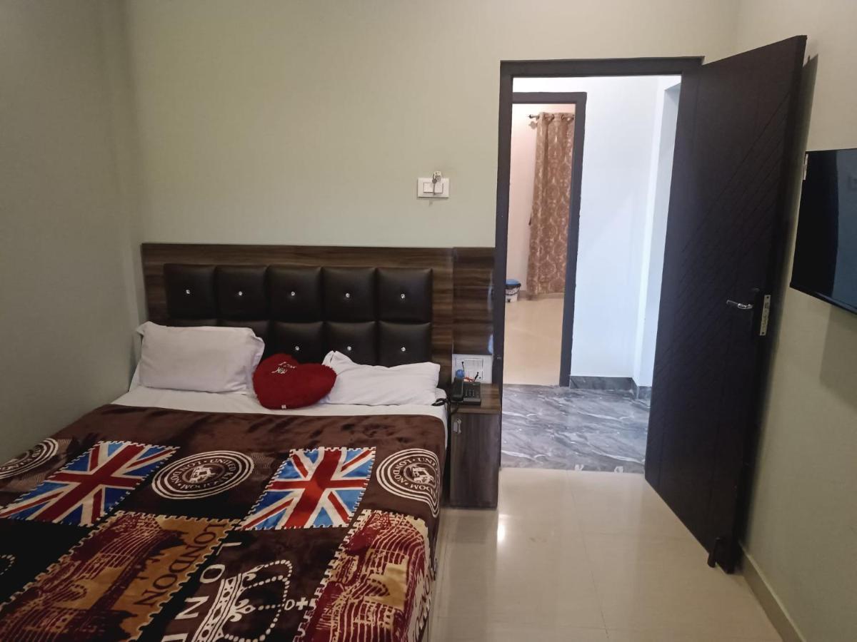 Bed and Breakfast Rose Garden Enclave For Families & Executives Udagamandalam Exterior foto