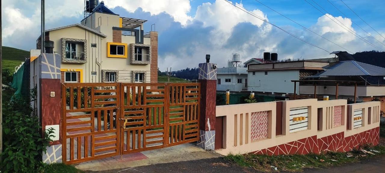 Bed and Breakfast Rose Garden Enclave For Families & Executives Udagamandalam Exterior foto