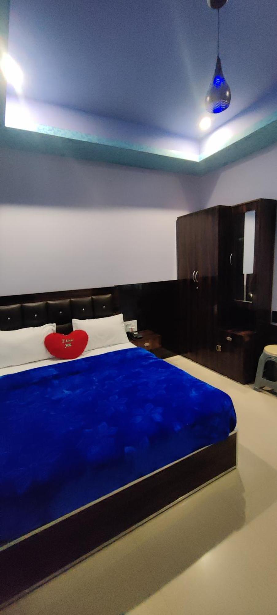Bed and Breakfast Rose Garden Enclave For Families & Executives Udagamandalam Exterior foto